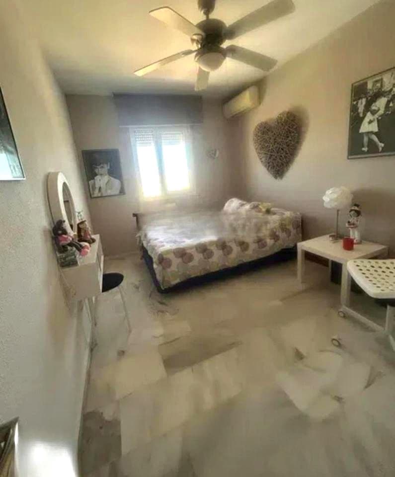 4 quarto Moradia para venda em Alhaurin de la Torre com piscina garagem - 629 000 € (Ref: 9379950)