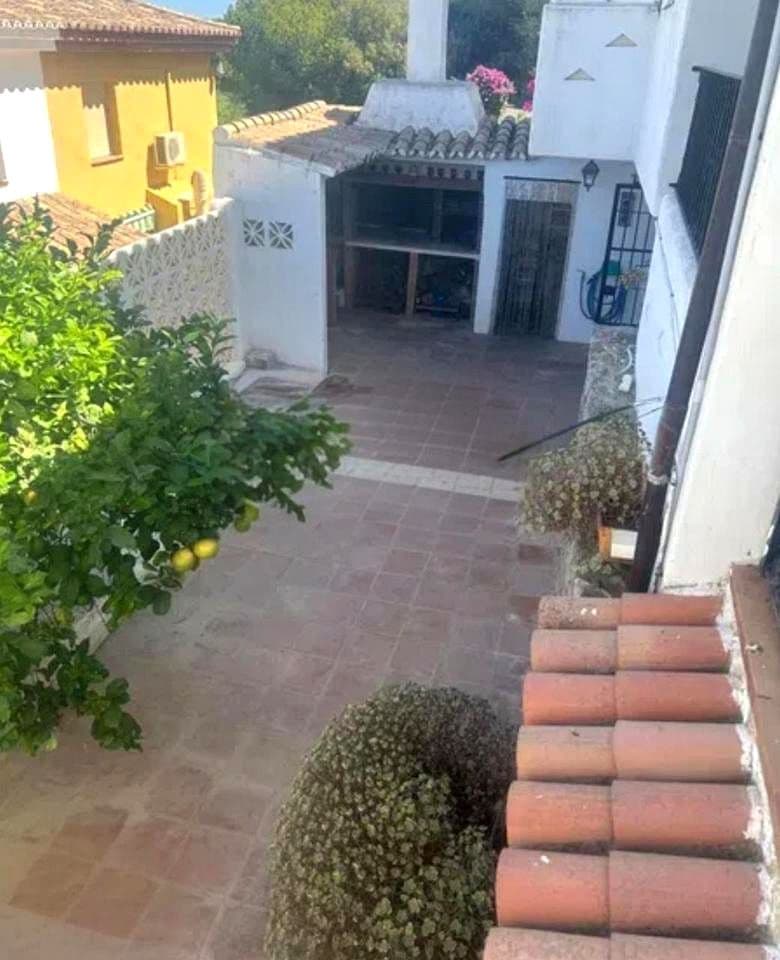 4 quarto Moradia para venda em Alhaurin de la Torre com piscina garagem - 629 000 € (Ref: 9379950)