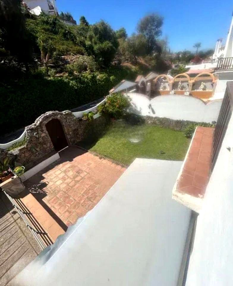 4 quarto Moradia para venda em Alhaurin de la Torre com piscina garagem - 629 000 € (Ref: 9379950)
