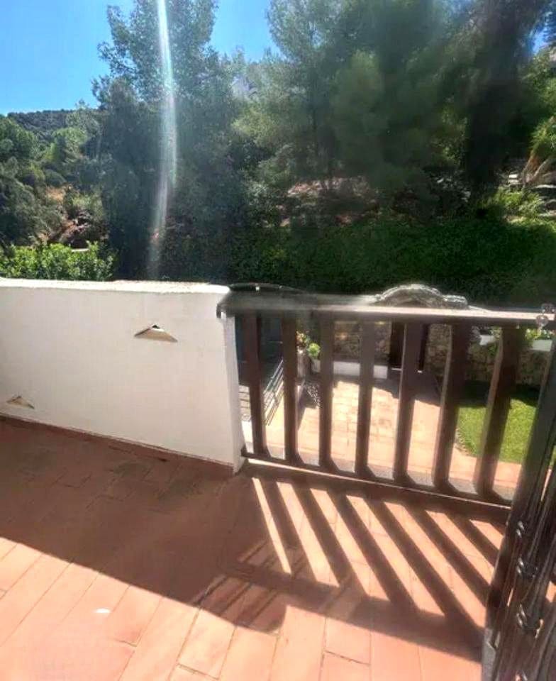 4 quarto Moradia para venda em Alhaurin de la Torre com piscina garagem - 629 000 € (Ref: 9379950)