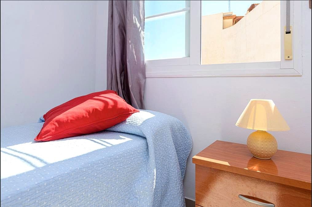 2 soveværelse Lejlighed til salg i Torre de Benagalbon med garage - € 360.000 (Ref: 9388721)