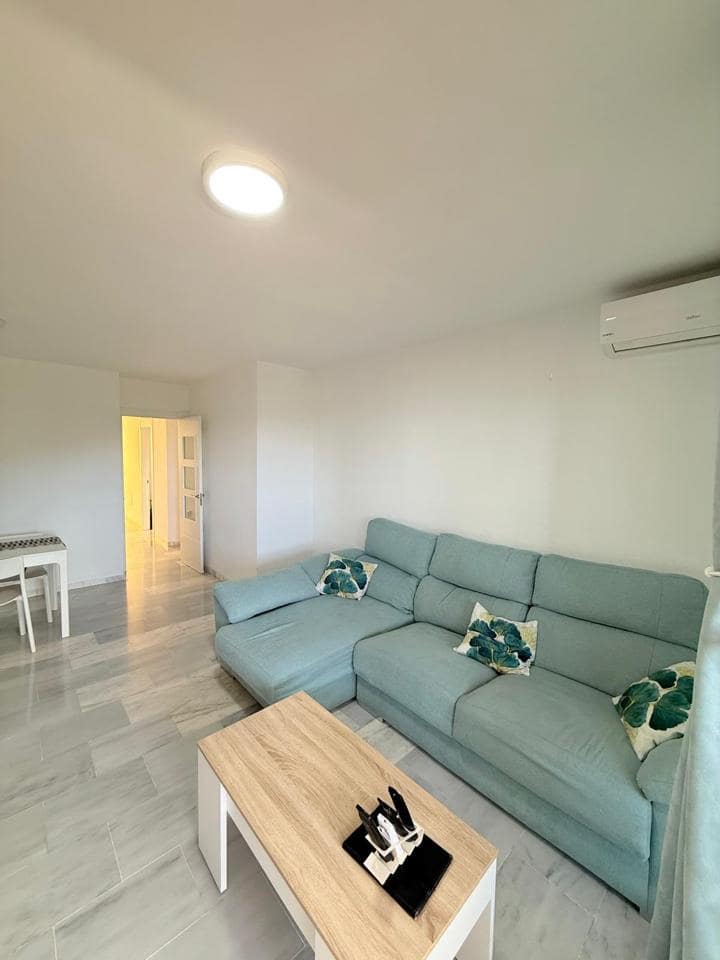 3 bedroom Flat for sale in Torre de Benagalbon with pool garage - € 310,000 (Ref: 9396738)