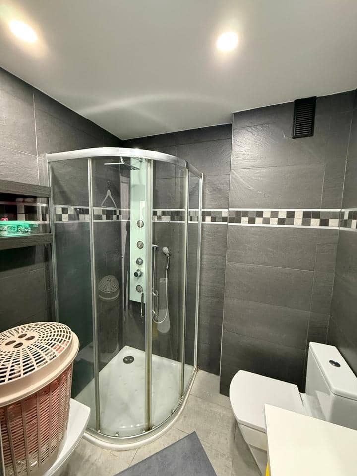 3 bedroom Flat for sale in Torre de Benagalbon with pool garage - € 310,000 (Ref: 9396738)