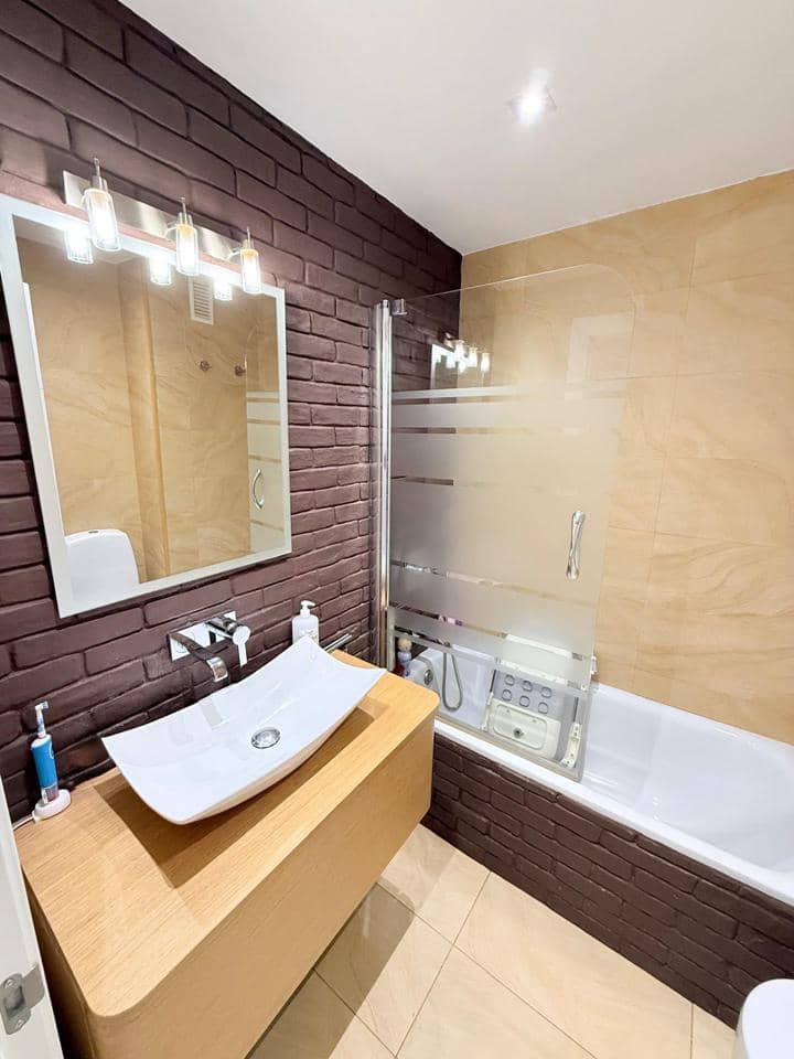 3 bedroom Flat for sale in Torre de Benagalbon with pool garage - € 310,000 (Ref: 9396738)