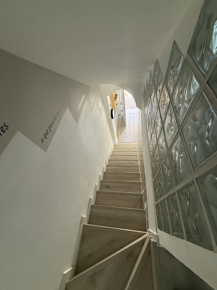 3 sypialnia Willa na sprzedaż w Miasto Malaga z basenem garażem - 468 000 € (Ref: 9402594)