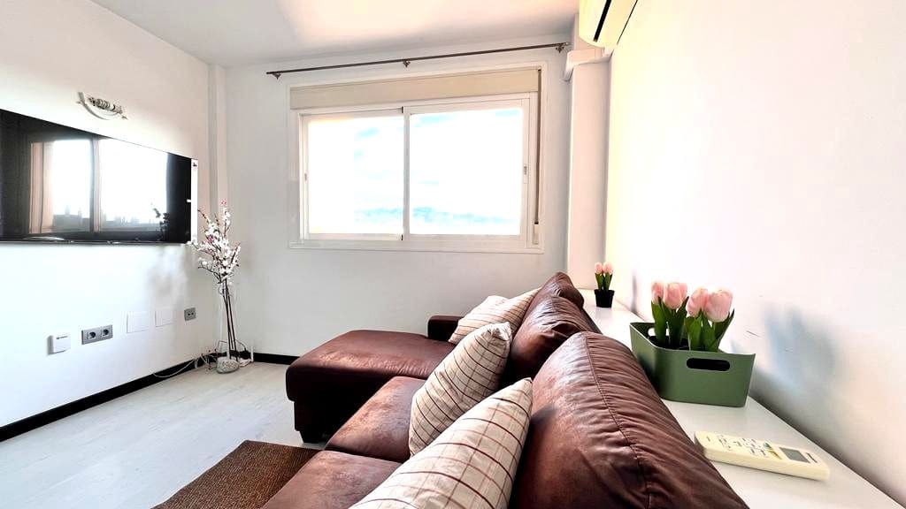 2 soveværelse Lejlighed til salg i Malaga by - € 340.000 (Ref: 9410235)