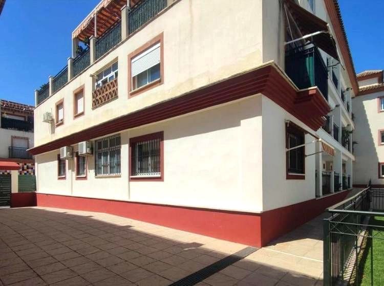 3 soveværelse Lejlighed til salg i Alhaurin de la Torre med swimmingpool garage - € 279.000 (Ref: 9410236)