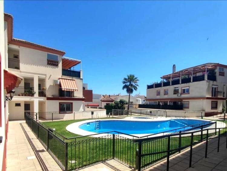 3 soveværelse Lejlighed til salg i Alhaurin de la Torre med swimmingpool garage - € 279.000 (Ref: 9410236)