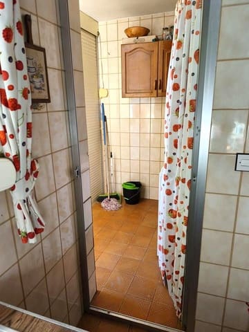 4 soverom Leilighet til salgs i El Palo, Málaga by med garasje - € 400 000 (Ref: 9412706)