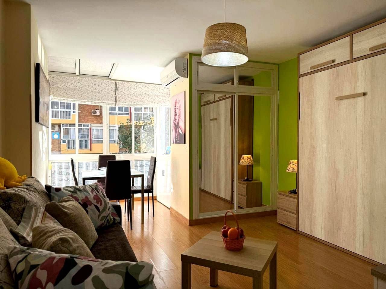 Leilighet til salgs i Benalmadena med svømmebasseng - € 162 000 (Ref: 9417558)