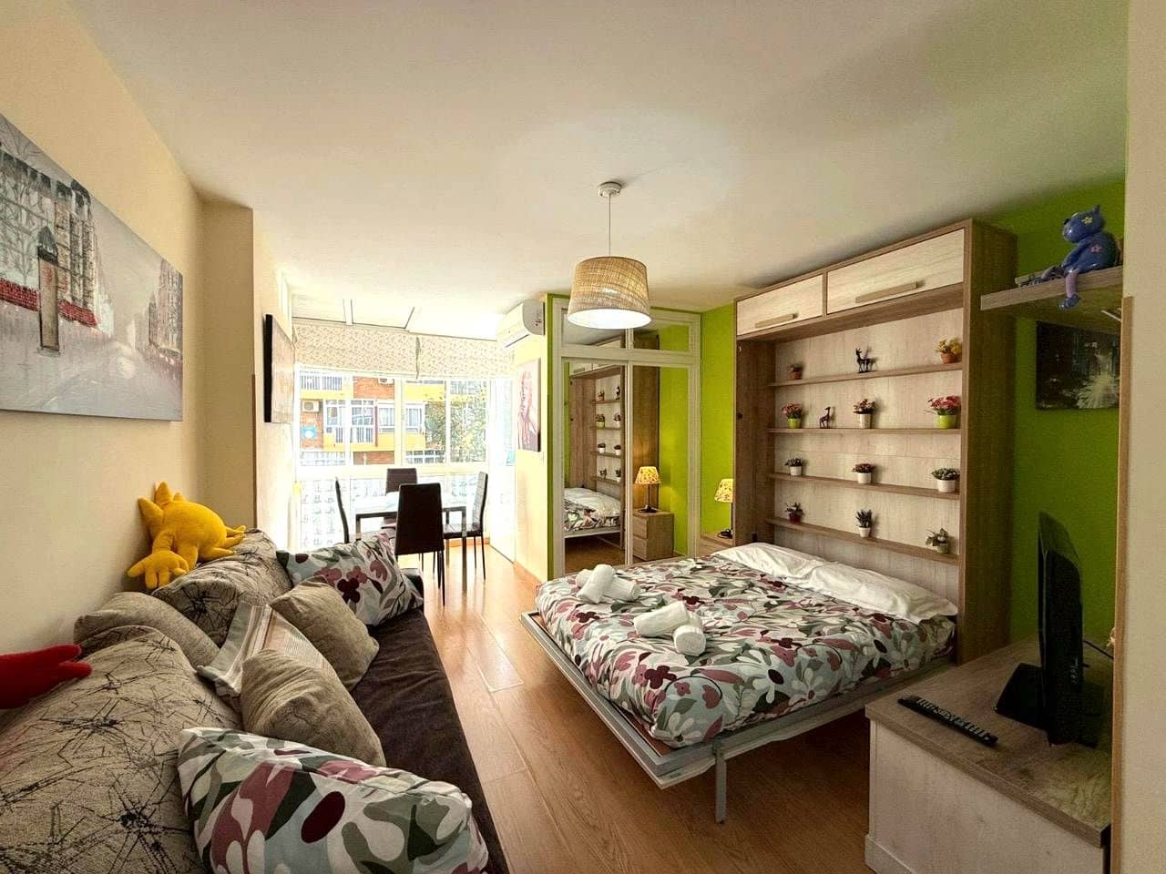 Leilighet til salgs i Benalmadena med svømmebasseng - € 162 000 (Ref: 9417558)