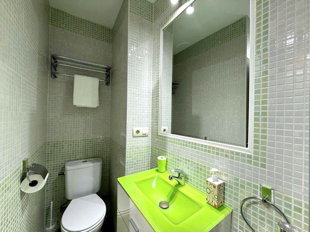 Leilighet til salgs i Benalmadena med svømmebasseng - € 162 000 (Ref: 9417558)