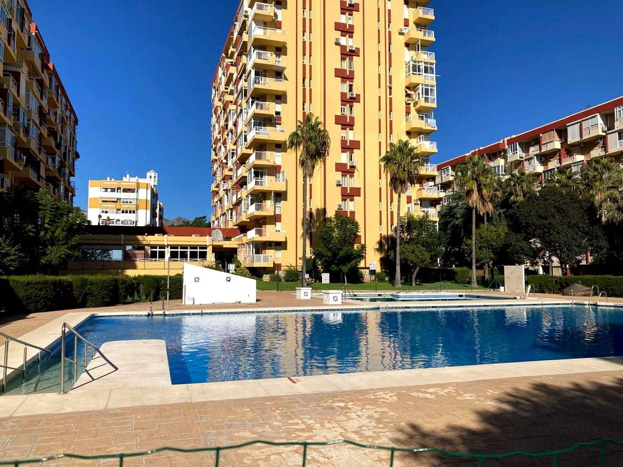 Leilighet til salgs i Benalmadena med svømmebasseng - € 162 000 (Ref: 9417558)