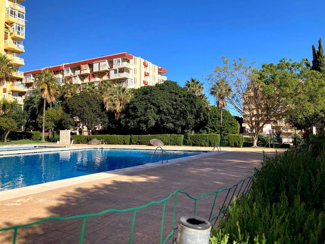 Leilighet til salgs i Benalmadena med svømmebasseng - € 162 000 (Ref: 9417558)