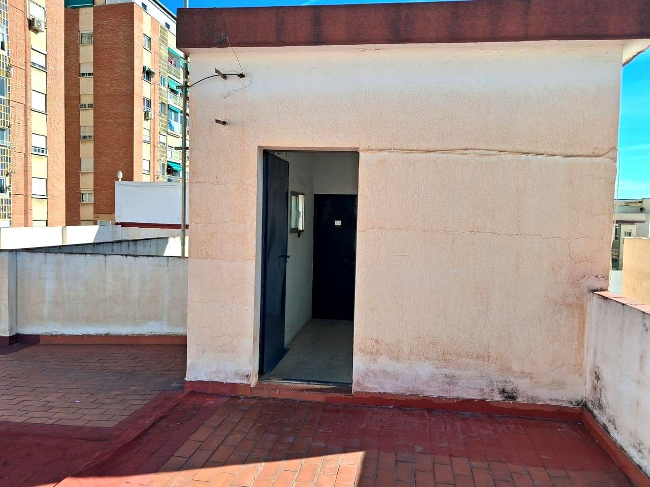 4 soveværelse Lejlighed til salg i Malaga by - € 450.000 (Ref: 9444778)