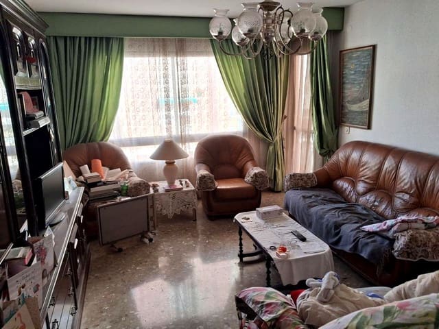 4 sypialnia Mieszkanie na sprzedaż w La Trinidad, Miasto Málaga - 450 000 € (Ref: 9444778)