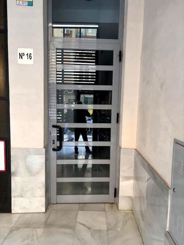 1 makuuhuone Asunto vuokrattavana paikassa Gamarra, Málaga kaupunki mukana 
autotalli - 950 € (Ref: 9445650)