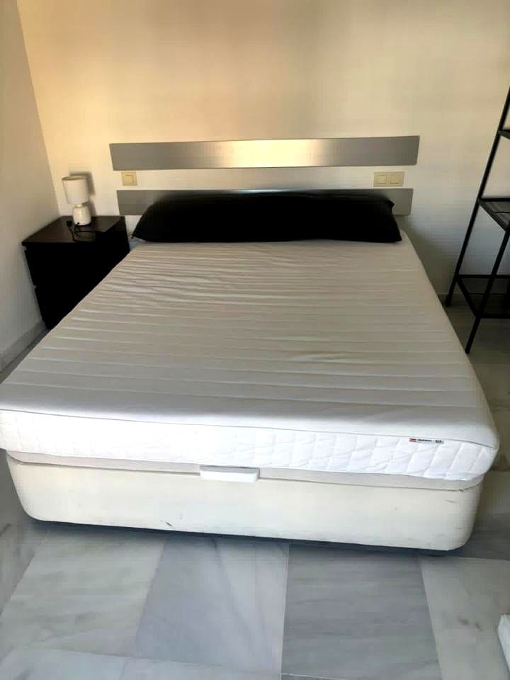 1 sypialnia Mieszkanie do wynajęcia w Miasto Malaga z garażem - 950 € (Ref: 9445650)