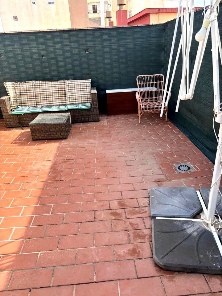 1 sypialnia Mieszkanie do wynajęcia w Miasto Malaga z garażem - 950 € (Ref: 9445650)