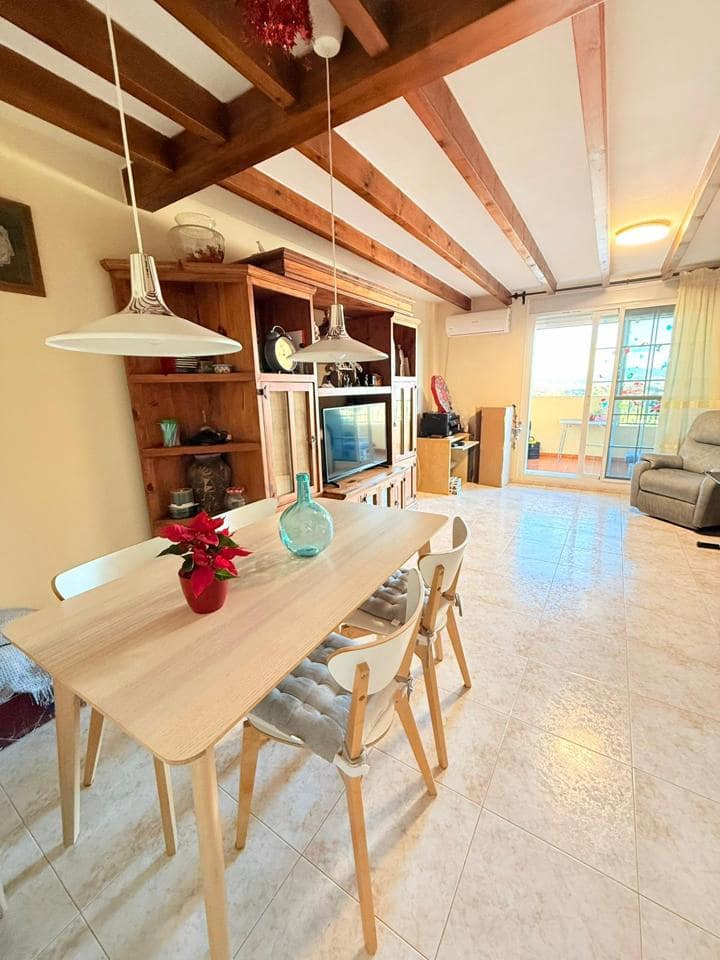 3 bedroom Flat for sale in Coin - € 250,000 (Ref: 9471584)