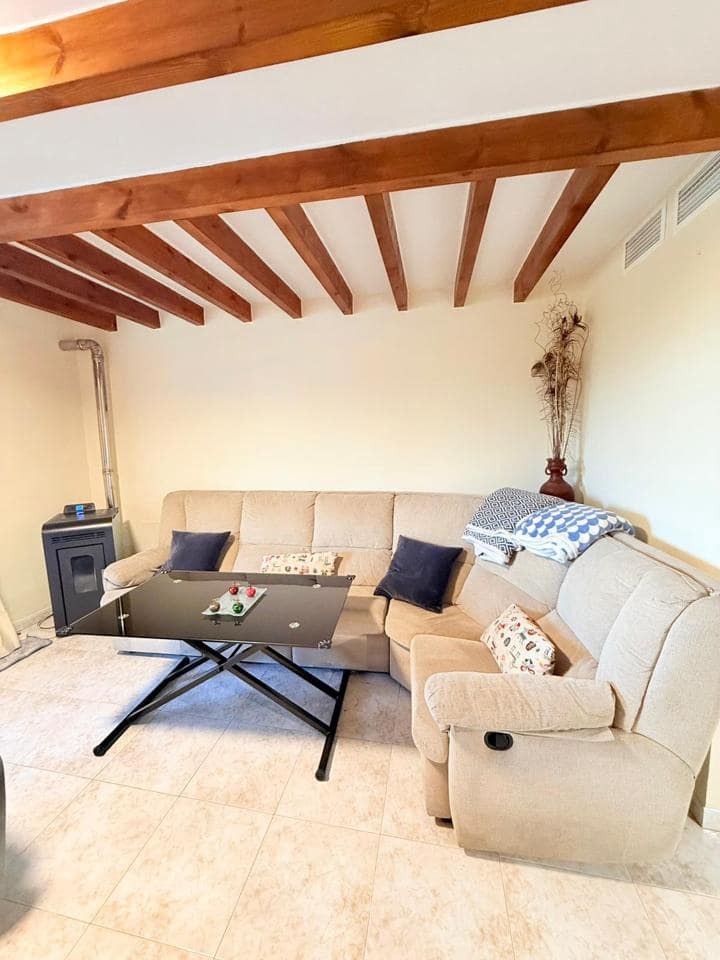 3 bedroom Flat for sale in Coin - € 250,000 (Ref: 9471584)