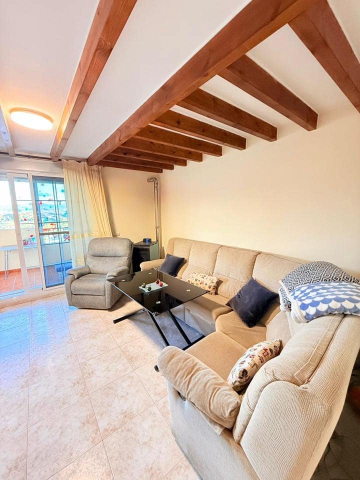 3 bedroom Flat for sale in Coin - € 250,000 (Ref: 9471584)
