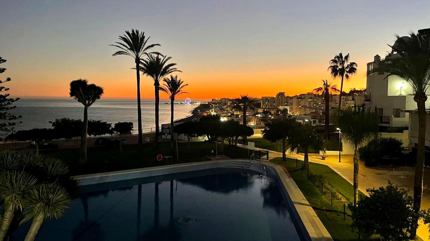 Flat for sale in Torremolinos with pool garage - € 400,000 (Ref: 9480816)