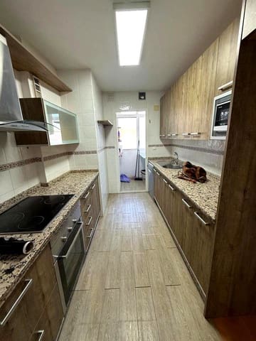 2 soveværelse Lejlighed til salg i Alhaurín de la Torre med garage - € 250.000 (Ref: 9489795)