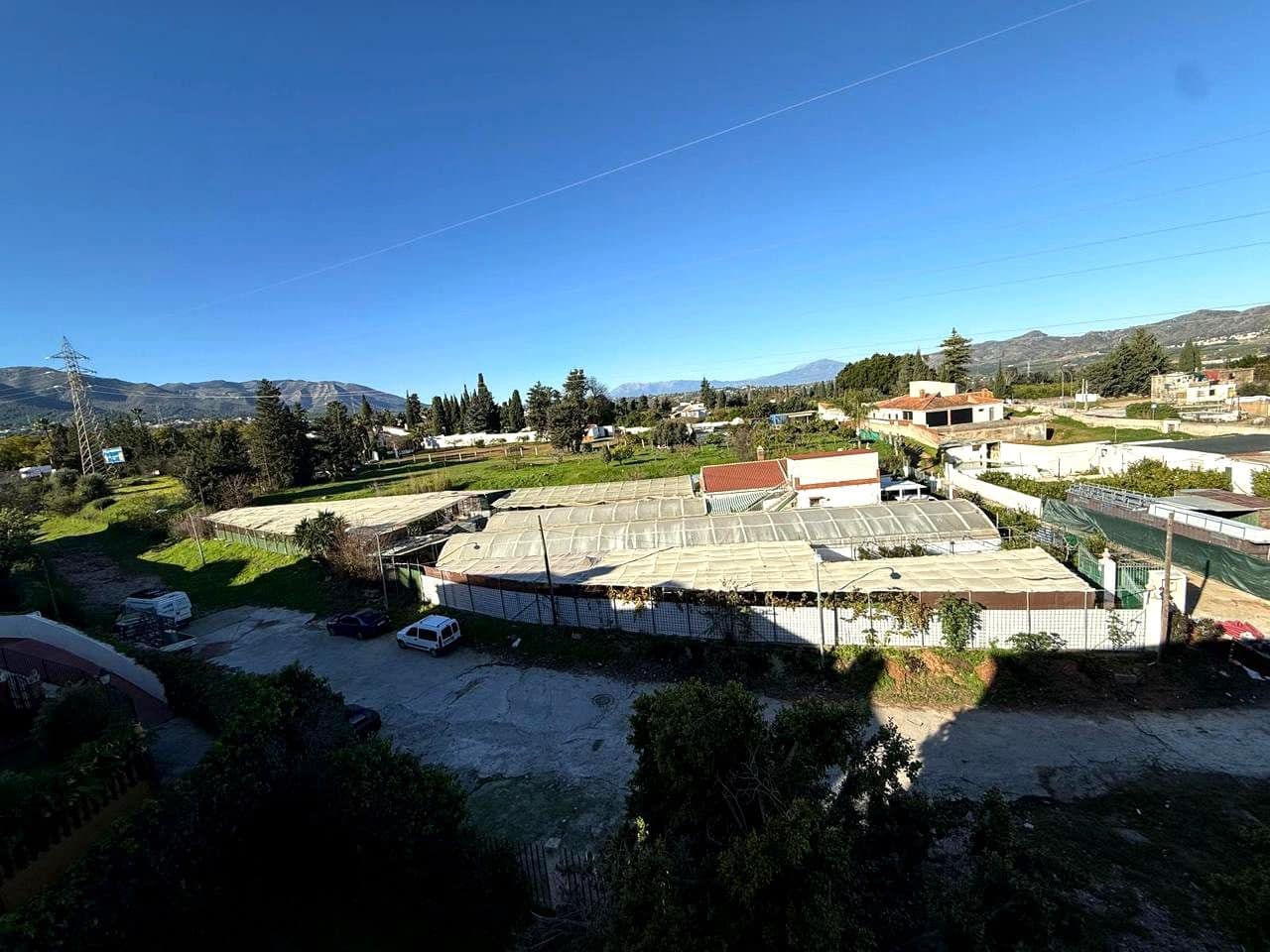 2 bedroom Flat for sale in Alhaurin de la Torre with garage - € 250,000 (Ref: 9489795)