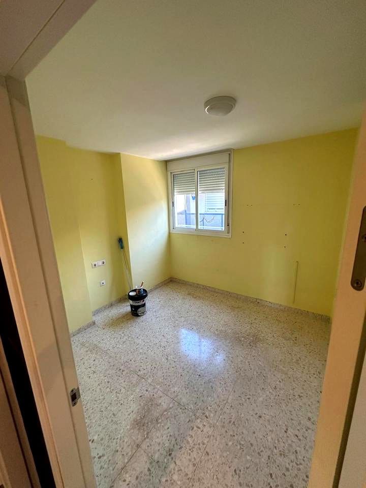 3 bedroom Flat for rent in Puerto de la Torre with garage - € 1,300 (Ref: 9489796)