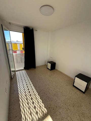 Piso de 3 habitaciones en Soliva Este, Málaga ciudad en alquiler con garaje - 1.300 € (Ref: 9489796)