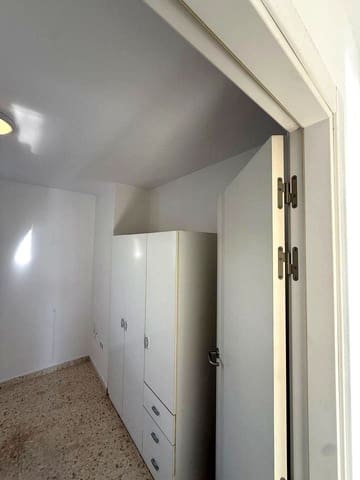 Piso de 3 habitaciones en Soliva Este, Málaga ciudad en alquiler con garaje - 1.300 € (Ref: 9489796)