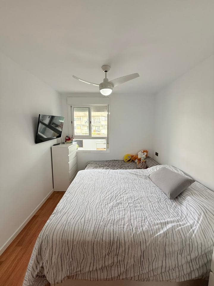 2 makuuhuone Asunto myytävänä paikassa Puerto de la Torre mukana uima-altaan 
autotalli - 360 000 € (Ref: 9490894)