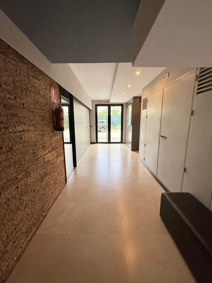 2 makuuhuone Asunto myytävänä paikassa Puerto de la Torre mukana uima-altaan 
autotalli - 360 000 € (Ref: 9490894)