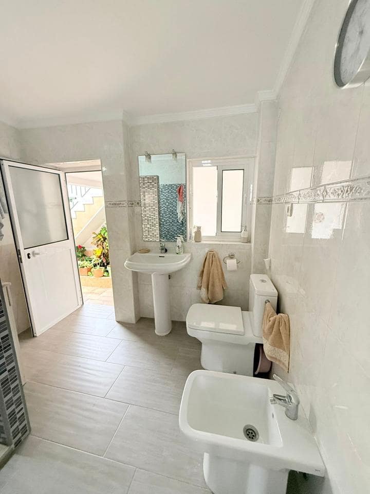 7 quarto Moradia para venda em Malaga cidade com garagem - 650 000 € (Ref: 9535266)