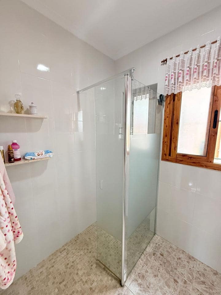 7 quarto Moradia para venda em Malaga cidade com garagem - 650 000 € (Ref: 9535266)