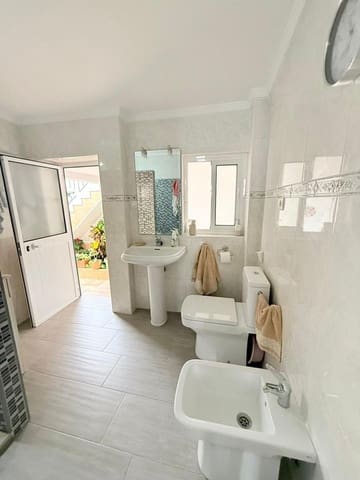 7 quarto Moradia para venda em Hacienda Roldan, Málaga cidade com garagem - 650 000 € (Ref: 9535266)