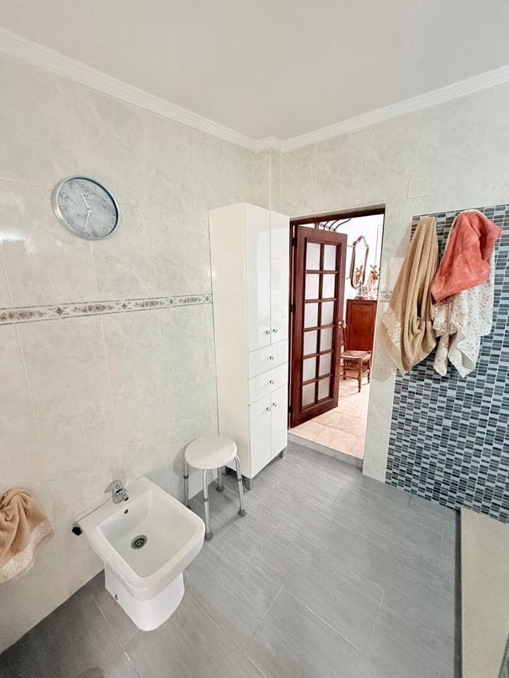 7 quarto Moradia para venda em Malaga cidade com garagem - 650 000 € (Ref: 9535266)