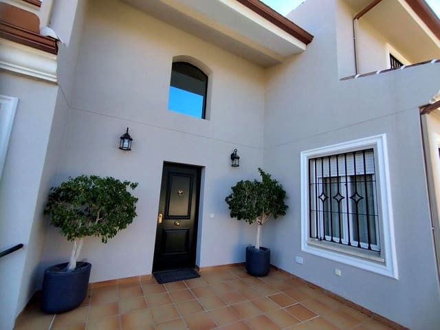 4 bedroom Villa for sale in Alhaurín de la Torre with pool garage - € 855,000 (Ref: 9542655)
