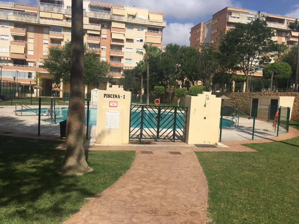 3 soverom Leilighet til salgs i Malaga by med svømmebasseng garasje - € 585 000 (Ref: 9566257)