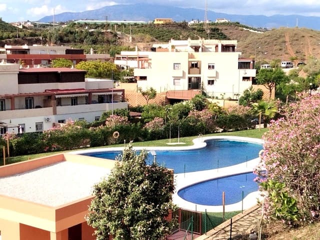 2 makuuhuone Huvila myytävänä paikassa Valle Niza, Vélez-Málaga mukana uima-altaan - 315 000 € (Ref: 9622749)