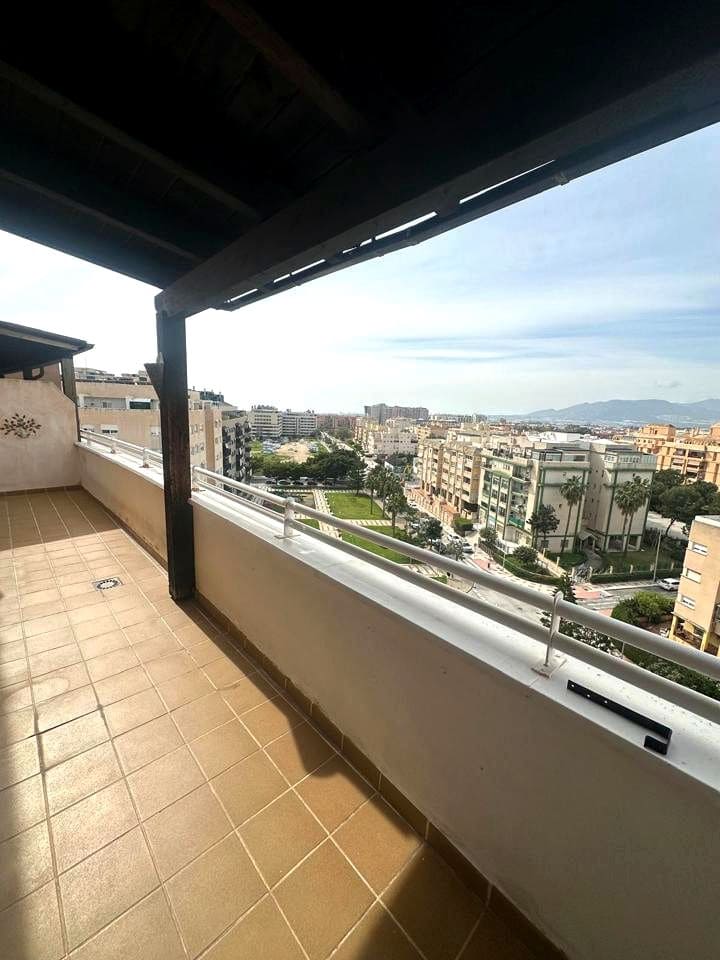 3 bedroom Flat for rent in Puerto de la Torre with garage - € 1,600 (Ref: 9709150)