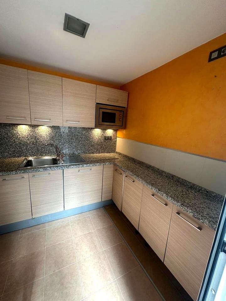 3 bedroom Flat for rent in Puerto de la Torre with garage - € 1,600 (Ref: 9709150)