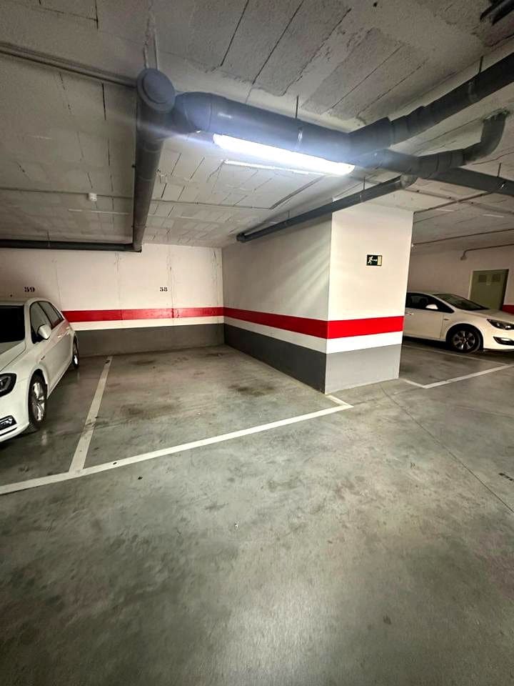 3 bedroom Flat for rent in Puerto de la Torre with garage - € 1,600 (Ref: 9709150)