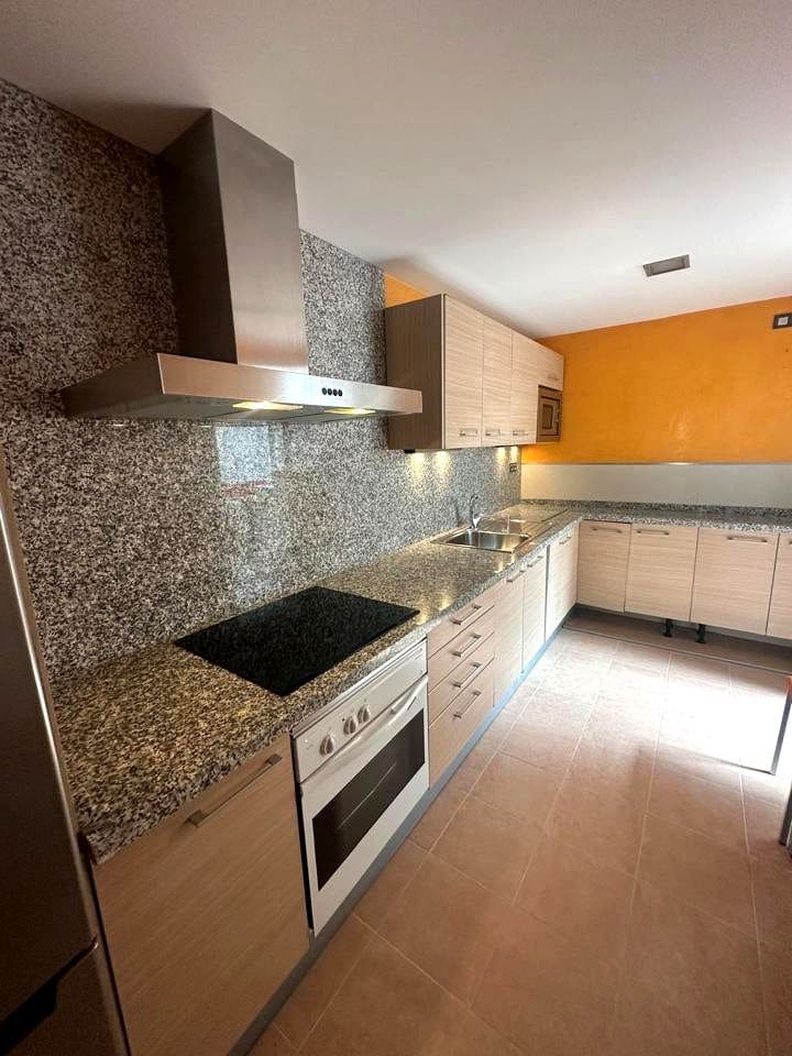 3 bedroom Flat for rent in Puerto de la Torre with garage - € 1,600 (Ref: 9709150)