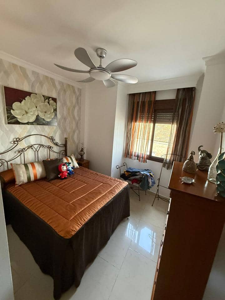 3 camera da letto Villa in vendita in Malaga citta - 395.000 € (Rif: 9780043)