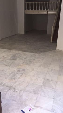 1 makuuhuone Yritys myytävänä paikassa La Malagueta, Málaga kaupunki - 1 000 000 € (Ref: 9783726)