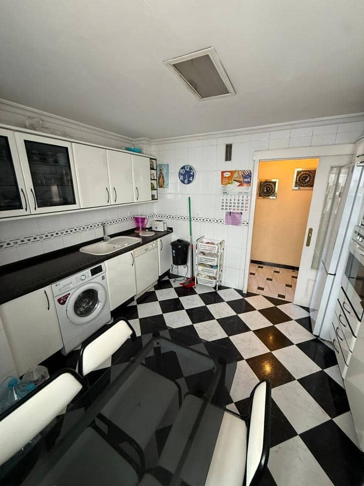 4 chambre Appartement à vendre à Malaga ville avec garage - 500 000 € (Ref: 9783727)