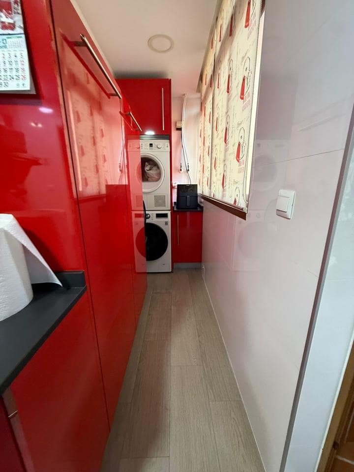 4 makuuhuone Asunto myytävänä paikassa Malaga kaupunki mukana 
autotalli - 750 000 € (Ref: 9798483)