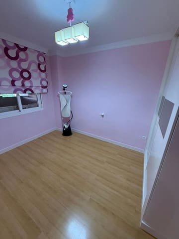 4 makuuhuone Asunto myytävänä paikassa El Romeral, Málaga kaupunki mukana 
autotalli - 750 000 € (Ref: 9798483)